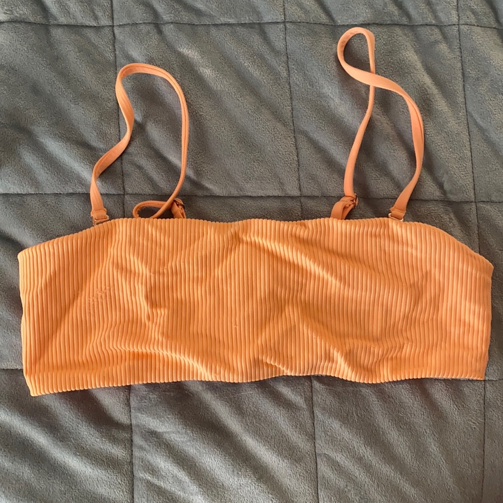 Frankies bikini ribbed top!
